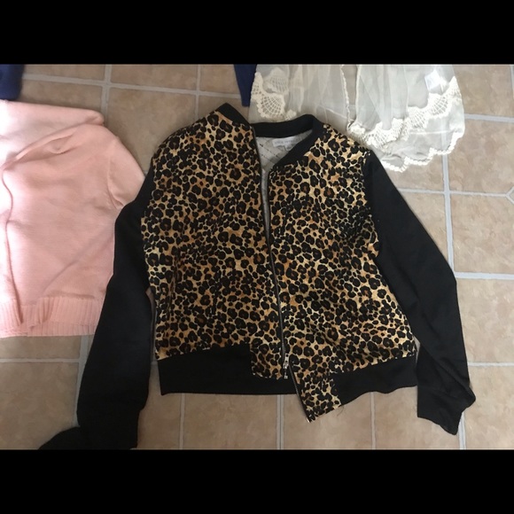 Clothes for sale/ ropa en venta - Picture 10 of 16